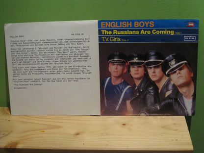 English Boys : The Russians Are Coming (7", Single)