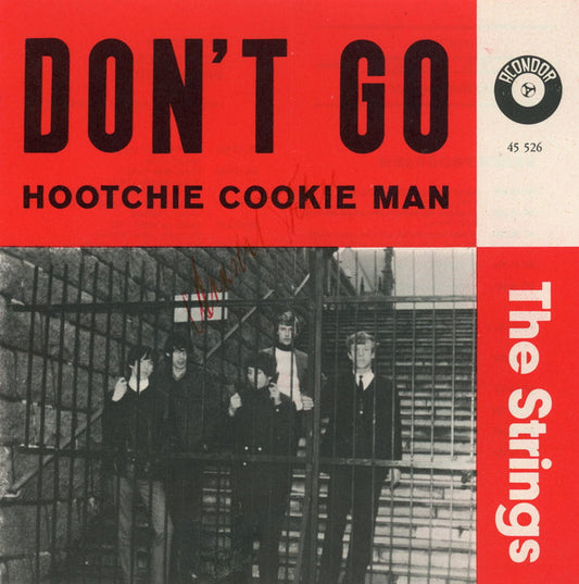 The Strings (4) : Don't Go (7", Single)