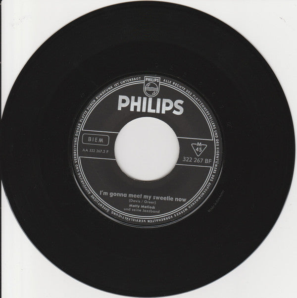 Matty Matlock And His Jazz Band : Smiles / I'm Gonna Meet My Sweetie Now (7", Single)