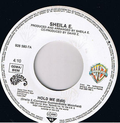 Sheila E. : Hold Me (7", Single)