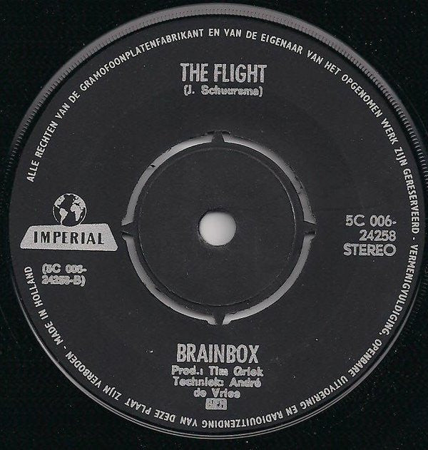 Brainbox (3) : The Smile (Old Friends Have A Right To) / The Flight (7", Single)