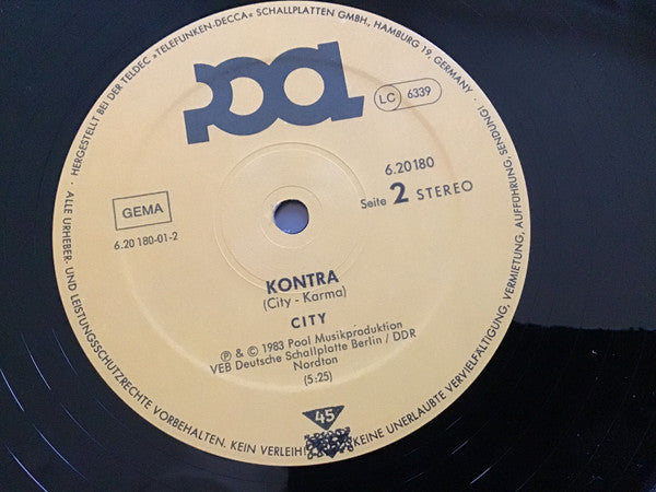 City (3) : Unter Der Haut / Kontra (12")