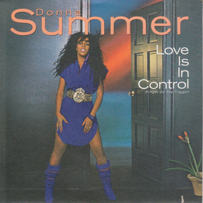 Donna Summer : Love Is In Control (Finger On The Trigger) (7")