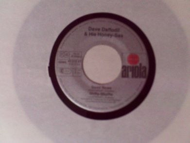 Dave Daffodil : Good News / Shifty-Shuffle / Easy Listening / Swing In (7", EP)