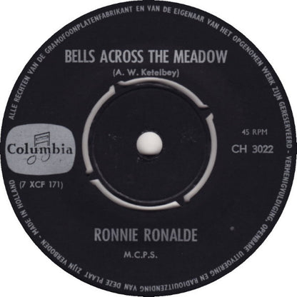 Ronnie Ronalde : In A Monastry Garden / Bells Across The Meadow (7", Single, RE)